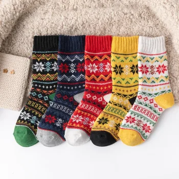 2023 Нови женските чорапи с двойно восьмиугольником, 5 чифта дебели топли чорапи от домакинството е заек вълна в японския етнически стил Totem