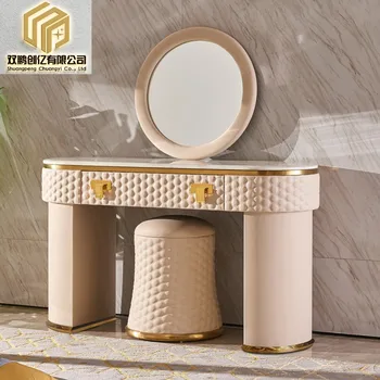 Италиански лесен луксозен скрин в постмодерния минималистичен стил, маса за грим, комбинация табуретов, маса за антре по поръчка
